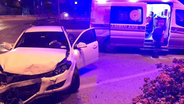 Edirne’de iki otomobilin çarpıştığı kazada 2 kişi yaralandı